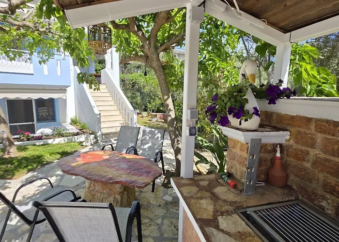 Garden And Sea Lefkada Βίλα *