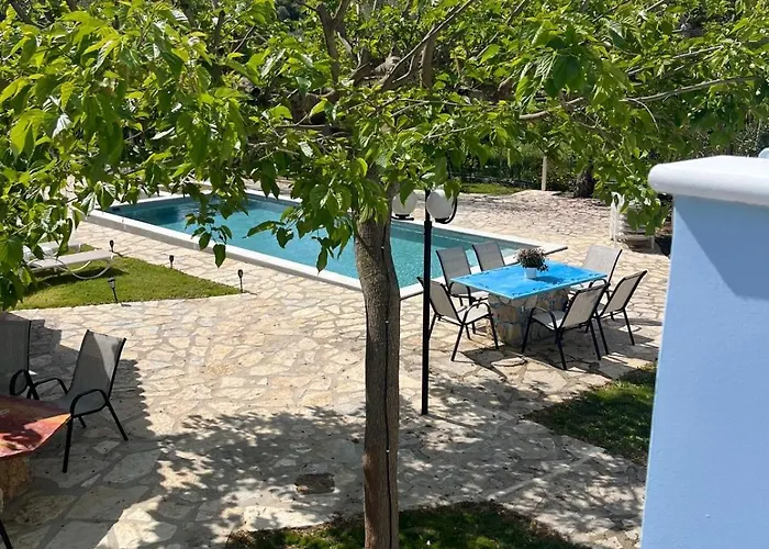 Βίλα Garden And Sea Lefkada *